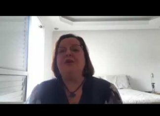 🔵 ELA DISSE ADEUS ÀS MOSCAS VOLANTES