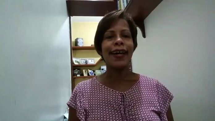🔴 ADRIANA DEIXOU DE USAR ÓCULOS MULTIFOCAIS